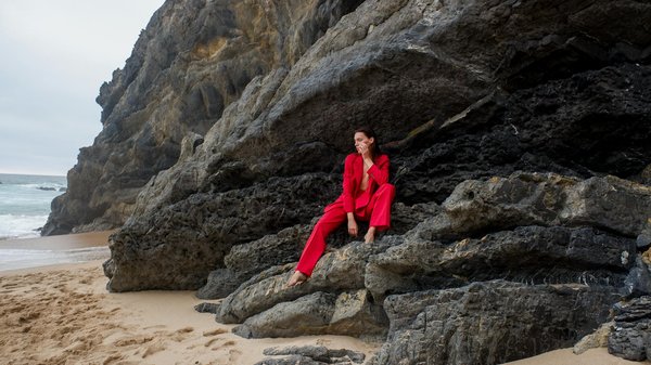 How Can UK Women's Fashion Trends Elevate Your Personal Style?